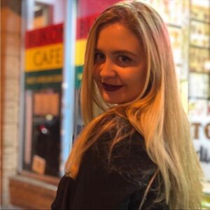 Meet your Posher, Annie